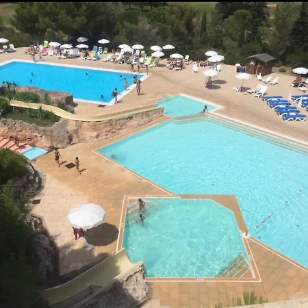 Village Pierre Et Cap Esterel, Vue Et Esterel, Classe 3 Etoiles *