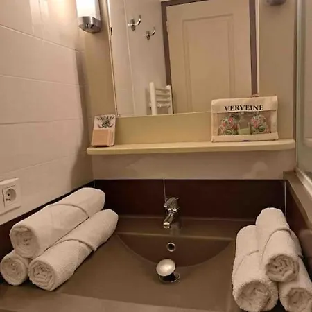 Apartman Village Pierre Et Cap Esterel, Vue Et Esterel, Classe 3 Etoiles Saint-Raphaël