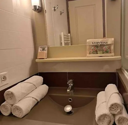 Apartment Village Pierre Et Cap Esterel, Vue Et Esterel, Classe 3 Etoiles Saint-Raphael (Var)