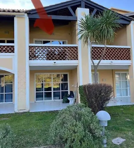 Village Pierre Et Cap Esterel, Vue Et Esterel, Classe 3 Etoiles Apartment