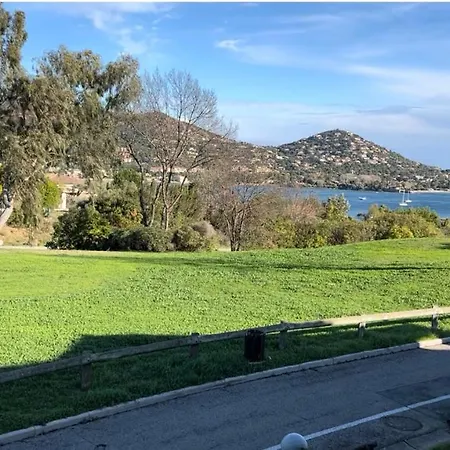 Apartment Village Pierre Et Cap Esterel, Vue Et Esterel, Classe 3 Etoiles